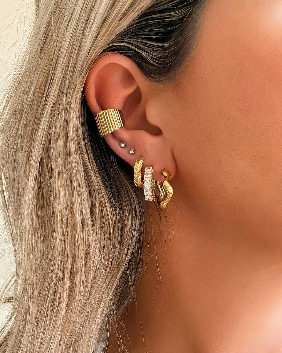 Hoops Vintage Gold