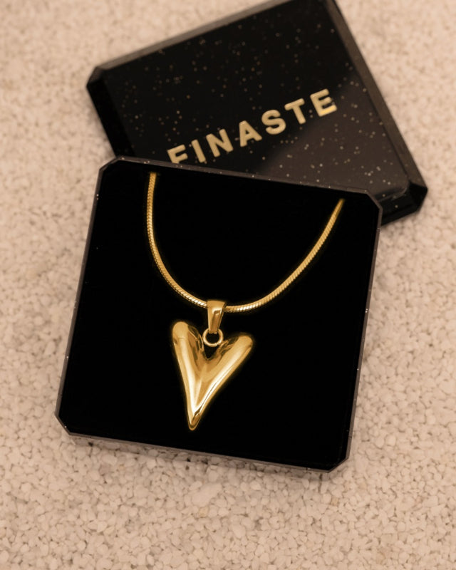 Long Necklace Heart Gold