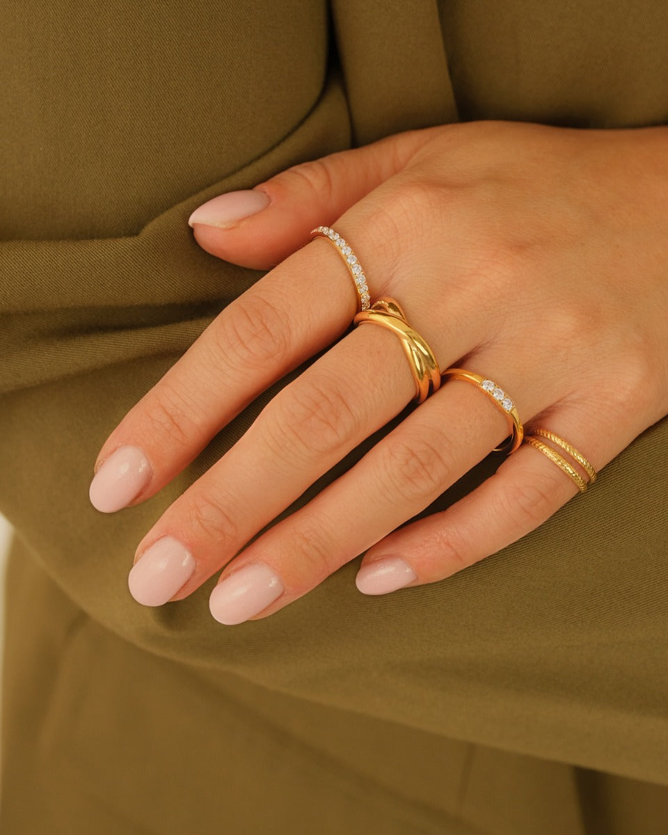 Crystal Ring Minimal Gold