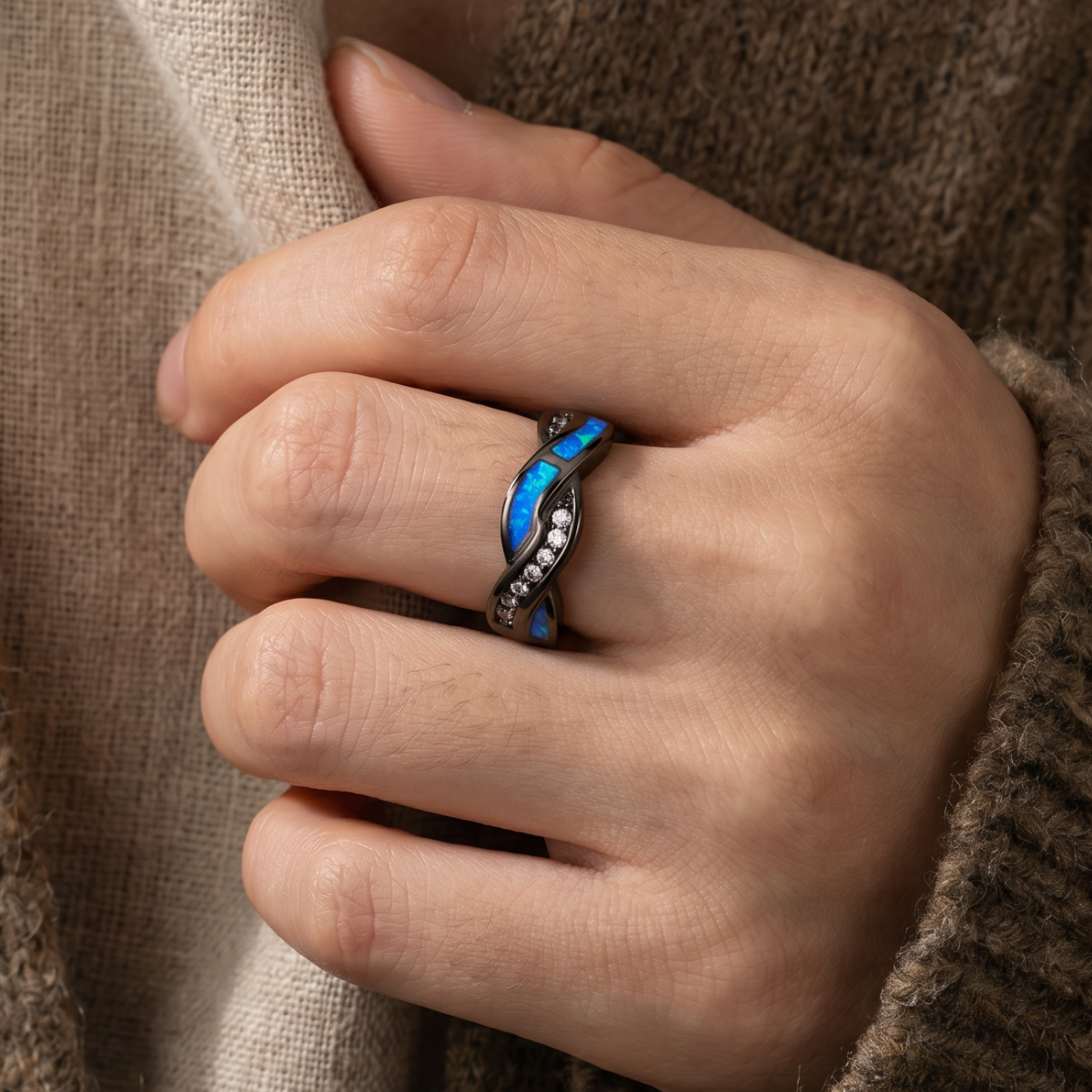 Thessia Lunebray Ring