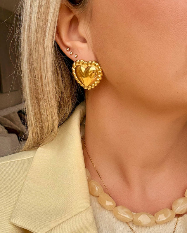Statement Stud Earrings Heart Gold